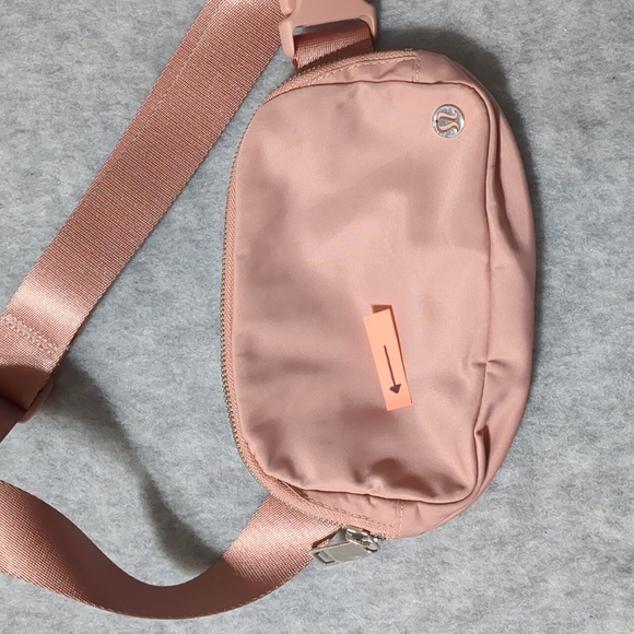 Lululemon Pastel pink original everywhere belt bag And Crossbody Bag - Picture 11 of 12